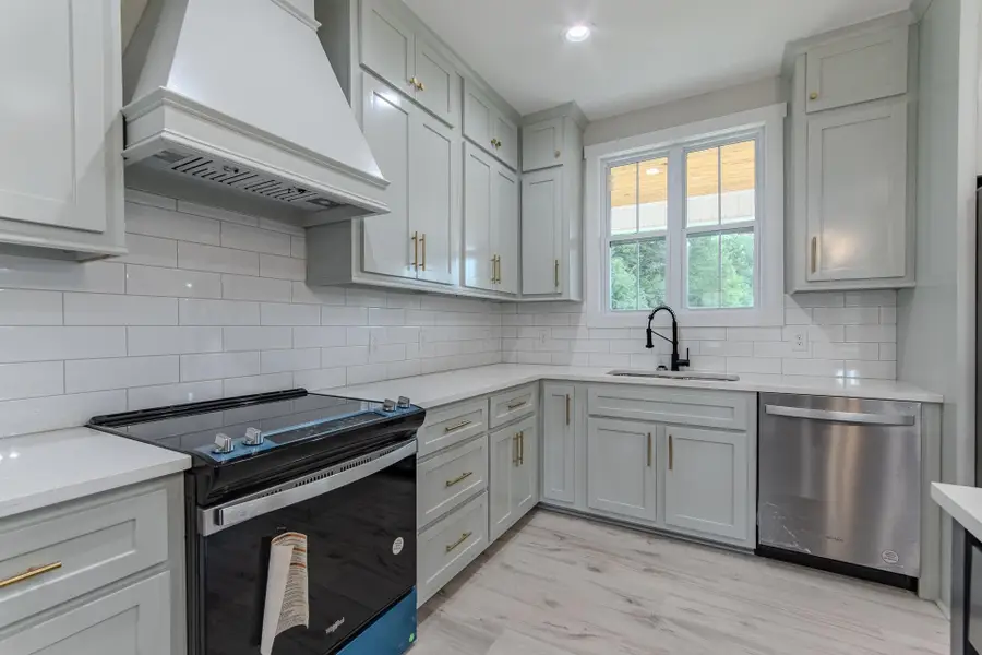 90 Columbus Ln, Adamsville, TN 38310 - Image #2