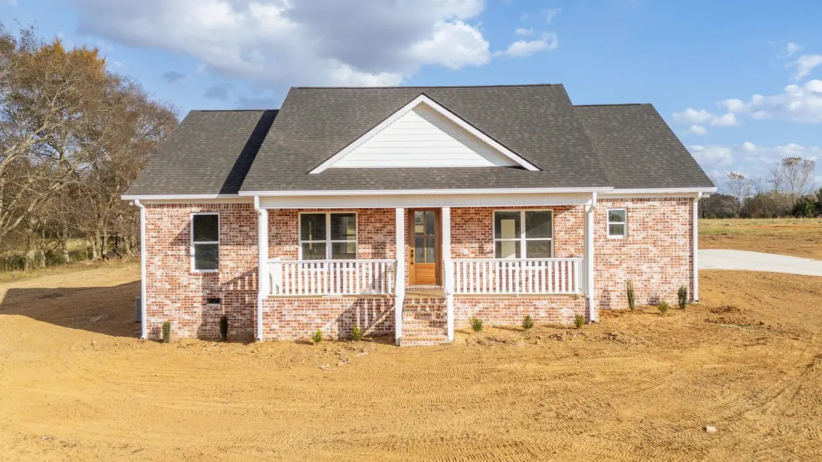 130 Belvedere Cir, Savannah, TN 38372 - Image #1