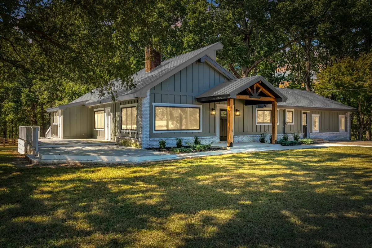 168 Oliver Smith Rd, Flintville, TN 37335 - Image #1