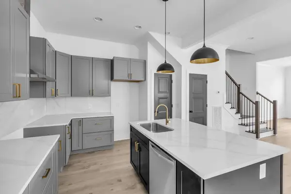 2110 11th Ave N, Nashville, TN 37208