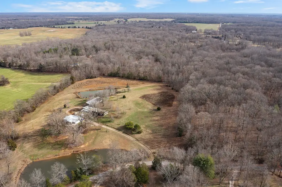1030 Lena Rosson Rd, Chapmansboro, TN 37035 - Image #3