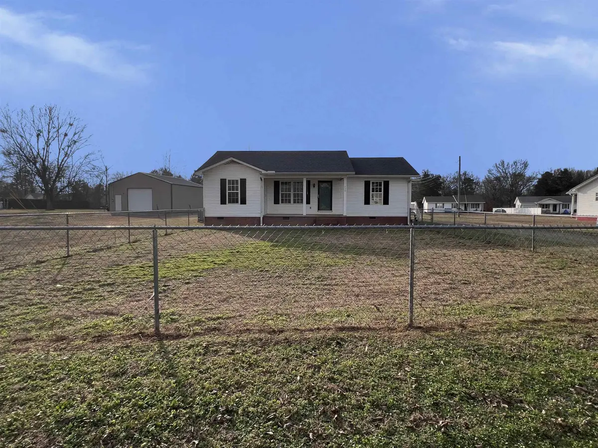 530 Stout St, Savannah, TN 38372 - Image #1