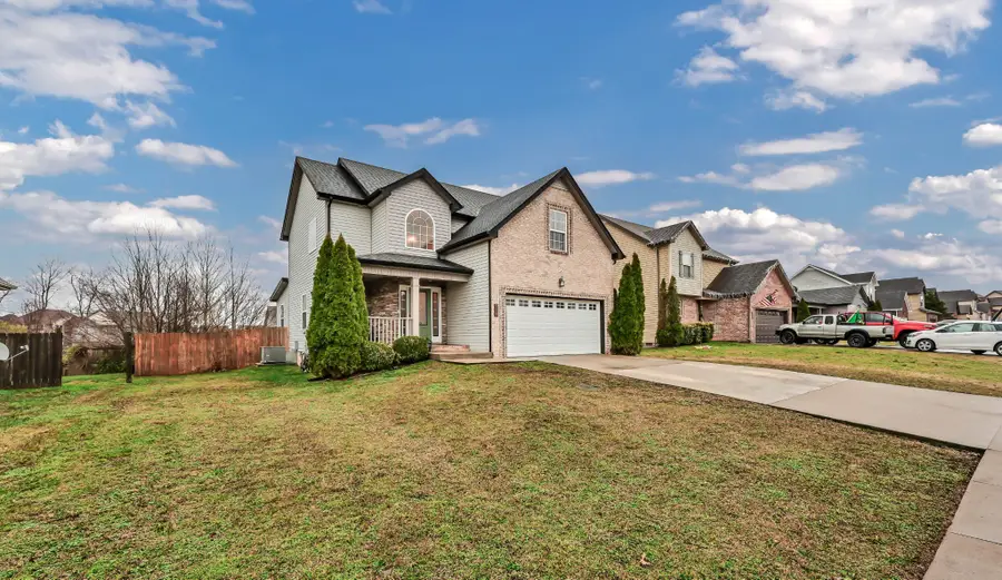 978 Dwight Eisenhower Way, Clarksville, TN 37042 - Image #3