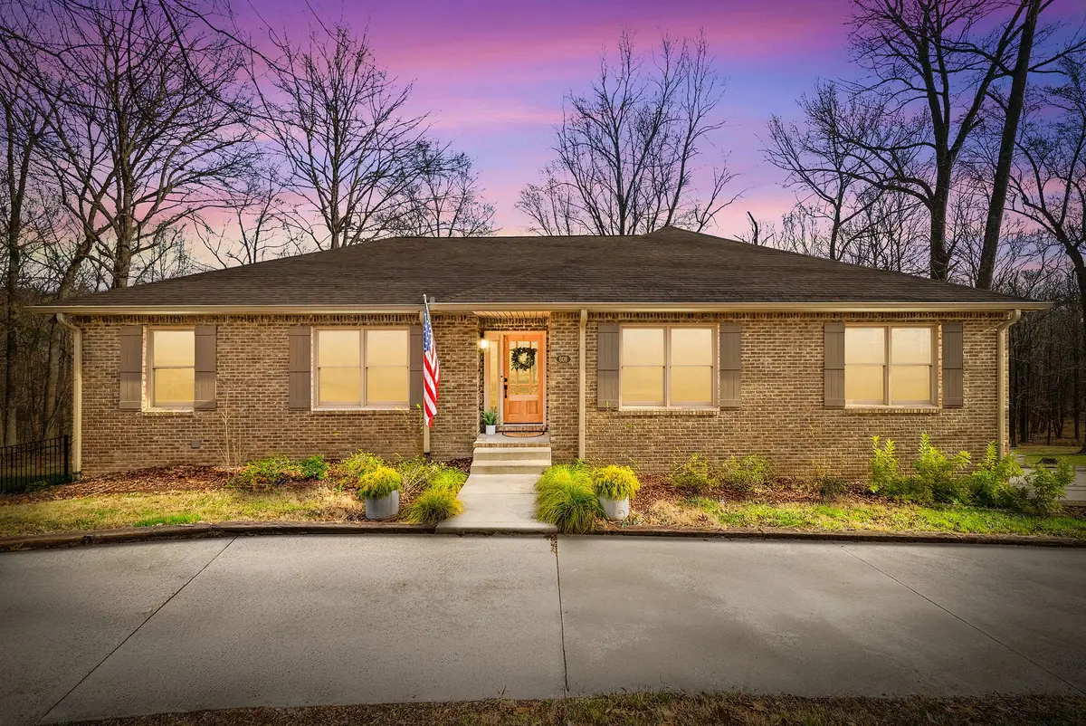 608 Idlewood Dr, Clarksville, TN 37043 - Image #1