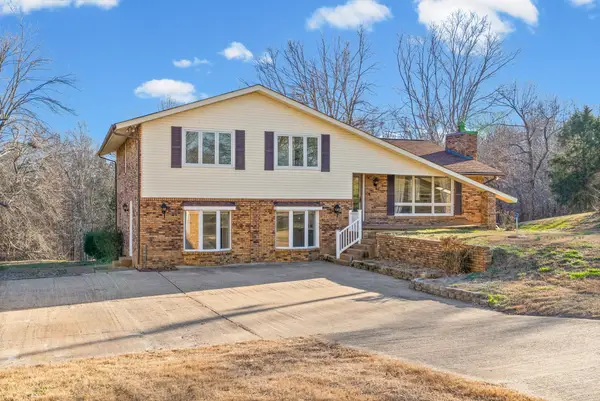 938 Belmont Rd, Clarksville, TN 37040