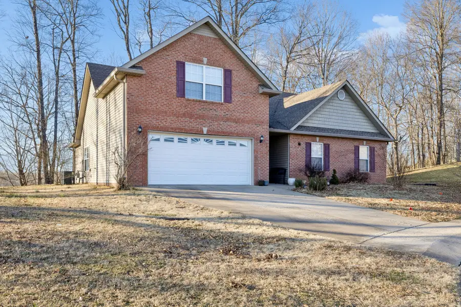 394 Heron Ridge Ct, Clarksville, TN 37040 - Image #2