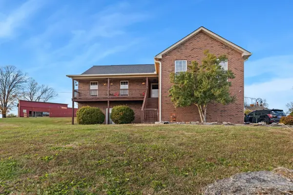 699 Puckett Rd, Watertown, TN 37184