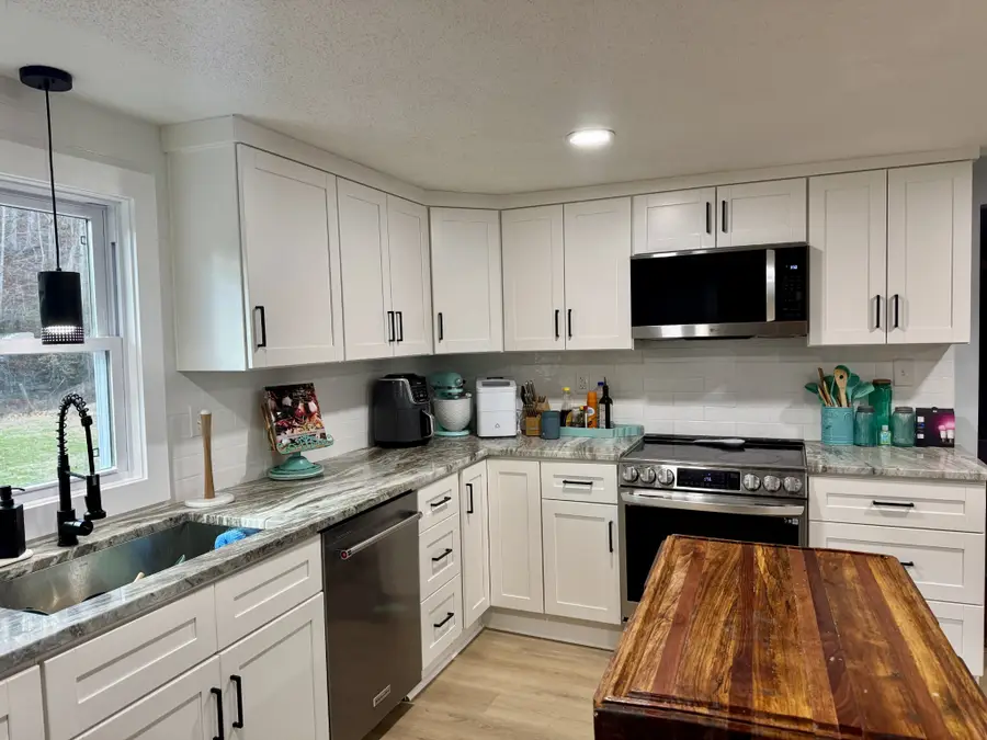 3332 Abednego Rd, Greenbrier, TN 37073 - Image #2