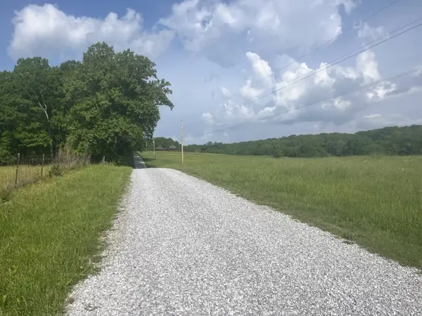 375 Good Hope Rd, Leoma, TN 38468