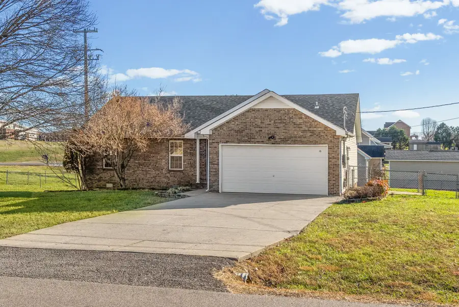 590 Flower Dr, Clarksville, TN 37040 - Image #3