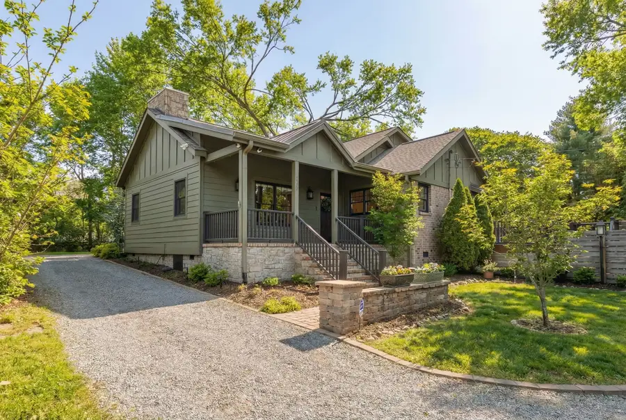 223 38th Ave N, Nashville, TN 37209 - Image #2
