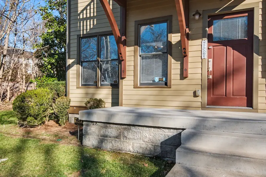 206 36th Avenue N, Nashville, TN 37209 - #2