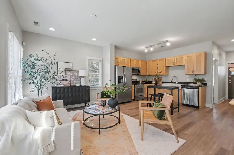 206 36th Avenue N, Nashville, TN 37209 - #3