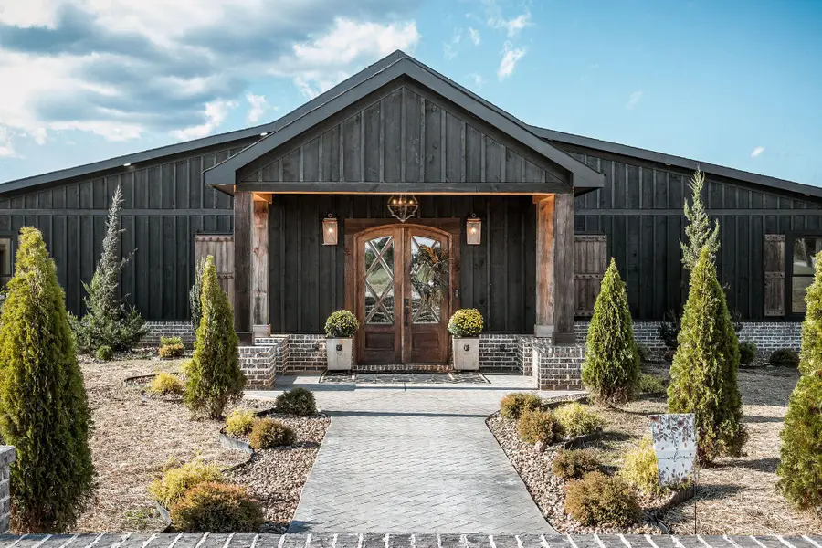 1656 Dibrell Lucky Road, McMinnville, TN 37110 - #2