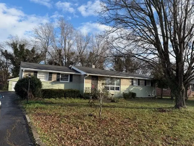 103 W Meade Dr, Lebanon, TN 37087 - #1