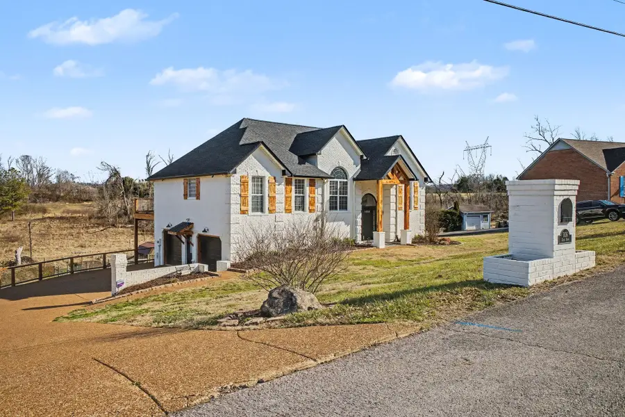 1836 Grace Dr, Columbia, TN 38401 - Image #3