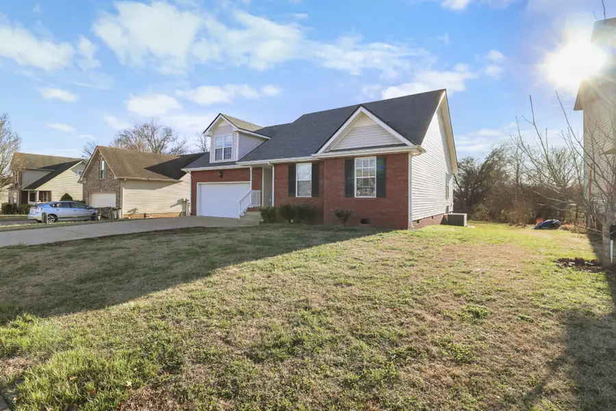 3249 Veranda Cir, Clarksville, TN 37042 - Image #3