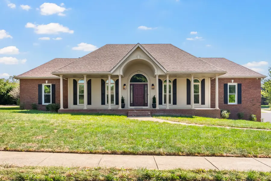 155 Archgate Ct, Clarksville, TN 37043 - #2