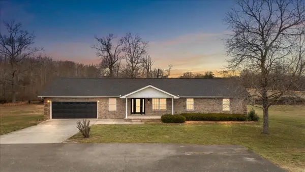 183 Gilliam Ln, Tullahoma, TN 37388