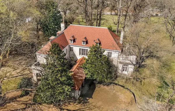 105 Lynnwood Blvd, Nashville, TN 37205