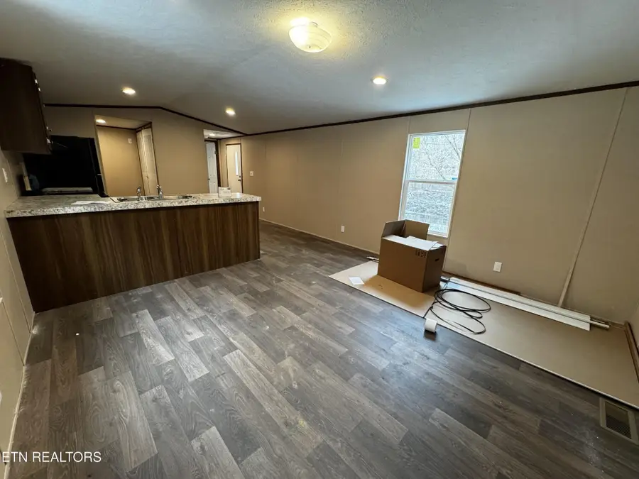 1307 Briceville Hwy, Briceville, TN 37710 - #2