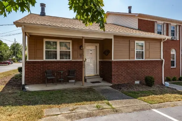 430 Walton Ferry Rd #807, Hendersonville, TN 37075 - #1