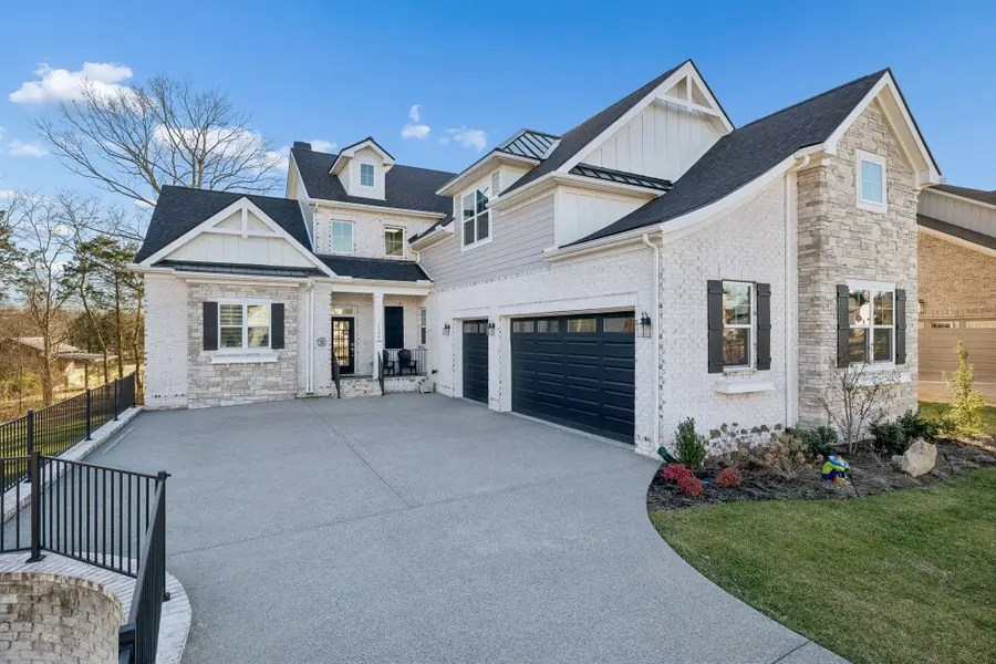 1136 Willow Springs Dr, Lebanon, TN 37087 - Image #2