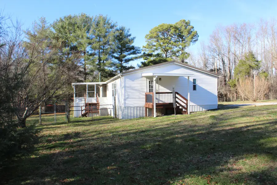 108 Wimbley Rd, Estill Springs, TN 37330 - Image #2