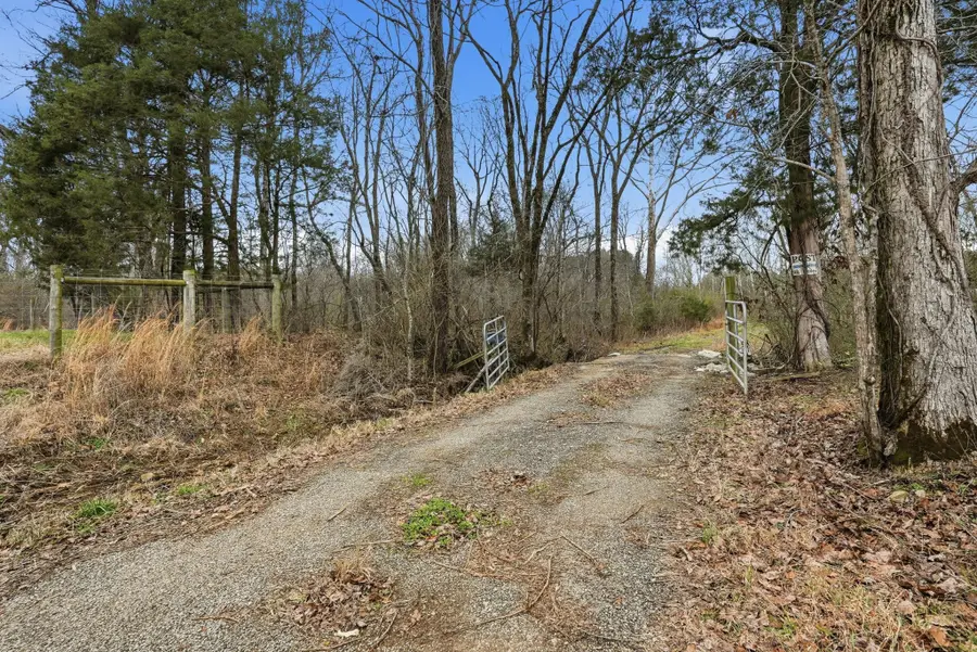 800 Nelson Rd, Pulaski, TN 38478 - Image #2