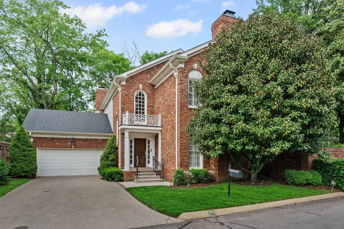 3600 Bowlingate Ln, Nashville, TN 37215 - Image #1