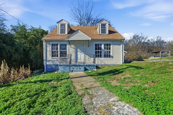 1612 Columbia Ave, Columbia, TN 38401