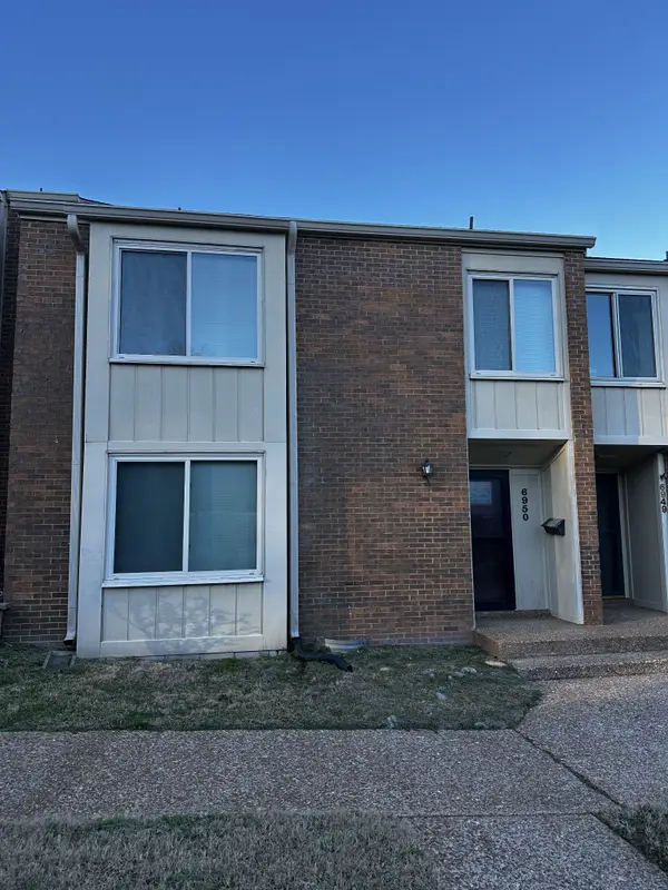 6950 Highland Park Dr, Nashville, TN 37205