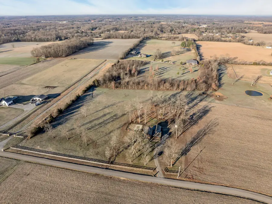 1447 Maxwell Branch Rd, Cottontown, TN 37048 - Image #3