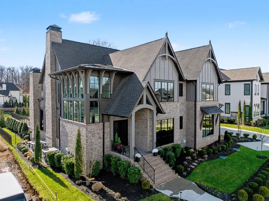 8064 Heirloom Blvd, College Grove, TN 37046 - Image #3