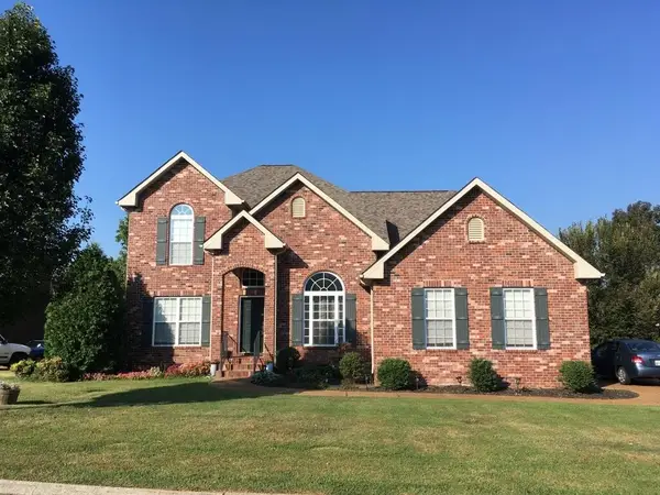 129 Seven Springs Dr, Mount Juliet, TN 37122