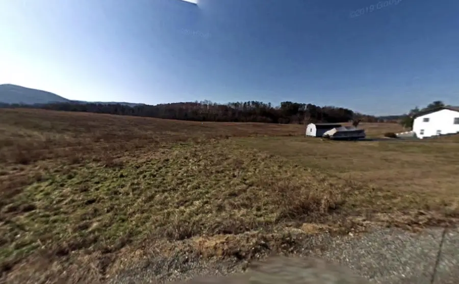 150 County Line Rd, Dandridge, TN 37725 - Image #2