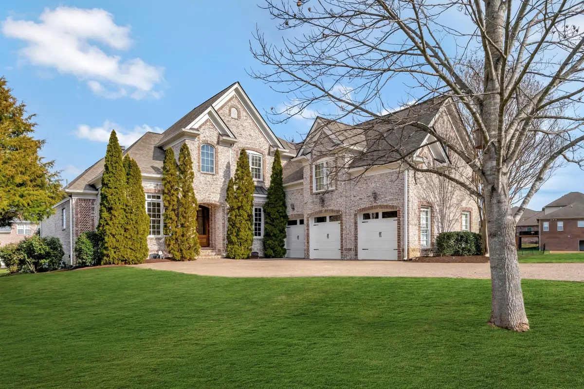 401 Childe Harolds Ln, Brentwood, TN 37027 - Image #1