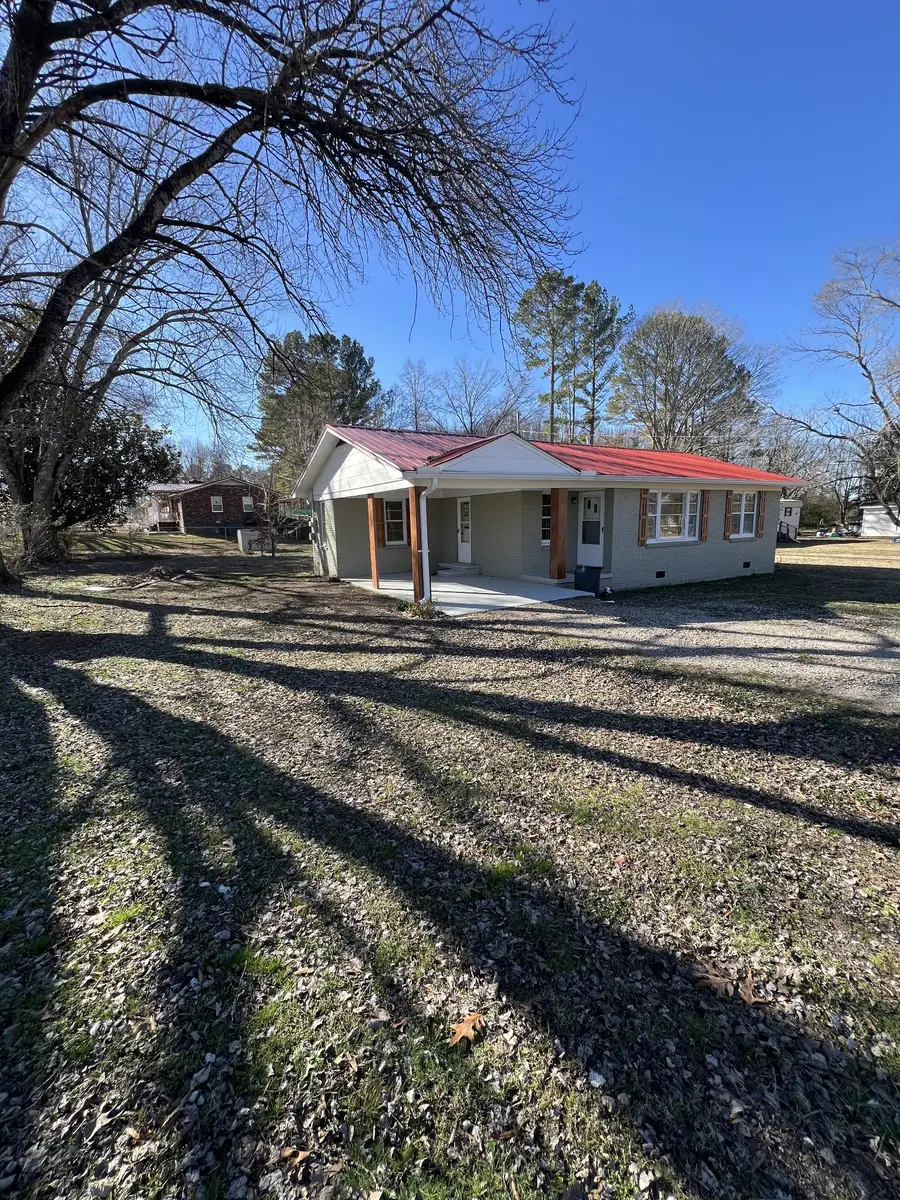 2094 Old Stage Rd, Adamsville, TN 38310 - Image #2