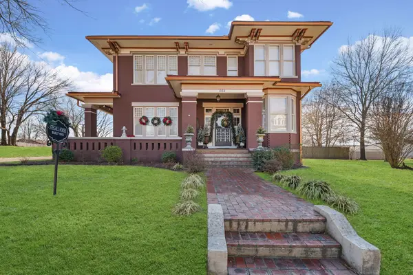 564 E Main St, Jackson, TN 38301