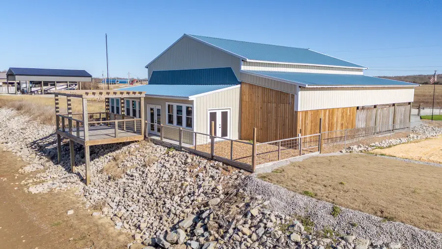 2217 Hardin Bottom River Rd, Clifton, TN 38425 - Image #3