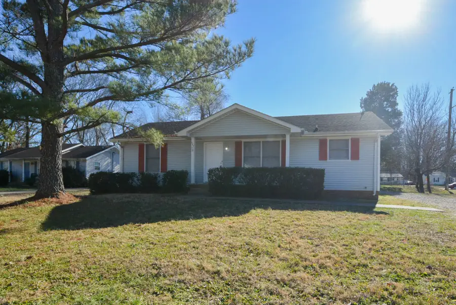 747 Carmack Ct, Clarksville, TN 37042 - Image #2