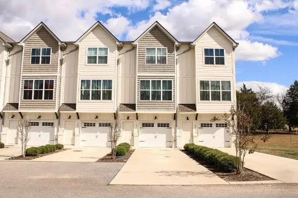 107 Harper Lndg, Chapel Hill, TN 37034