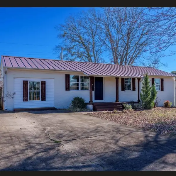 1401 Burroughs Ave, Muscle Shoals, AL 35661