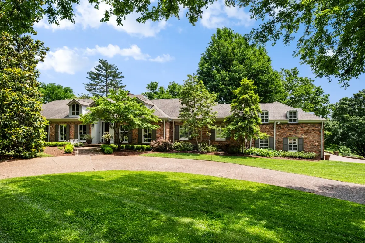 140 Brook Hollow Rd, Nashville, TN 37205 - Image #1