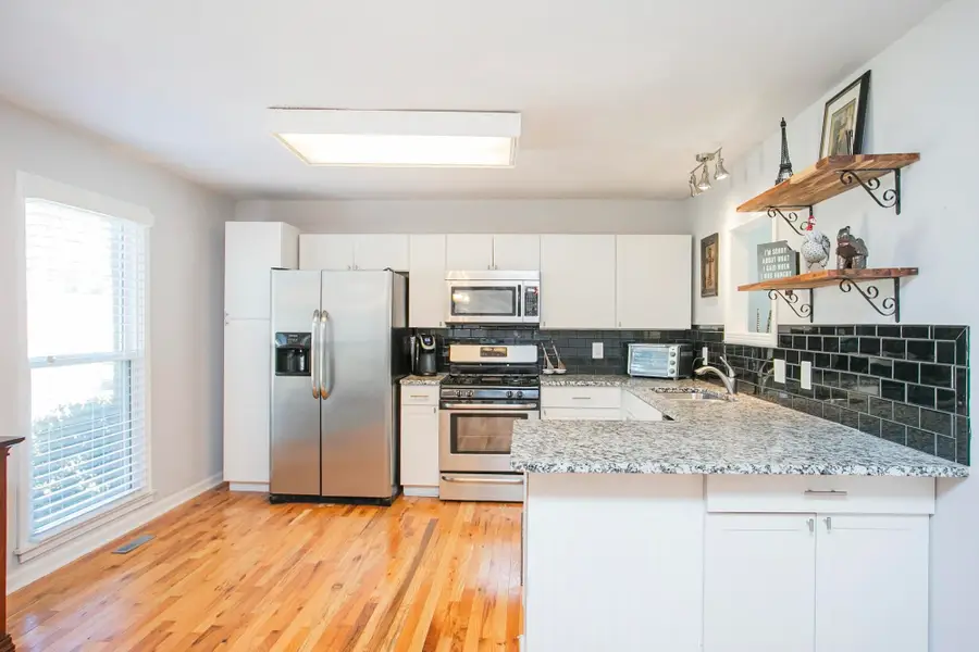 321 Amherst Dr, Murfreesboro, TN 37128 - #2