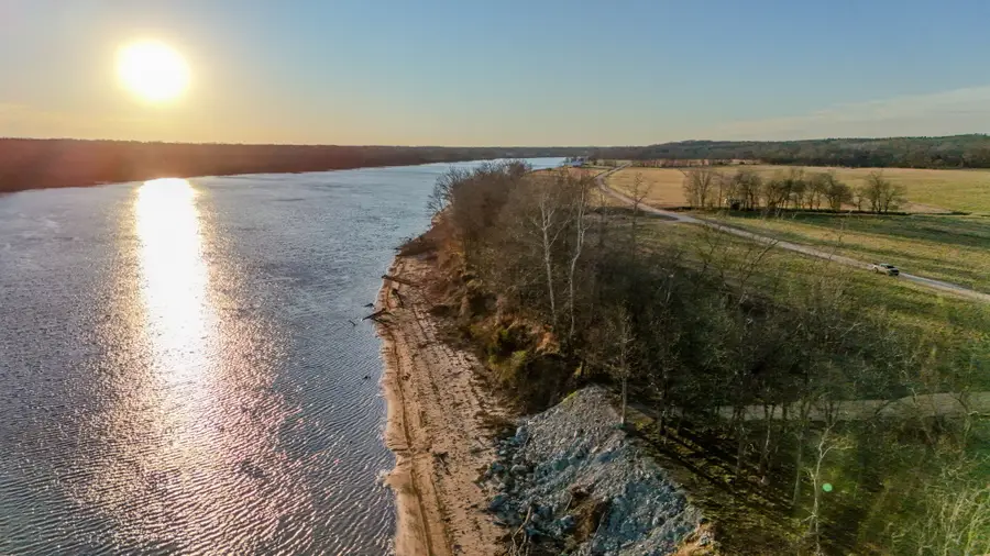 1224 Waterway Rd, Bath Springs, TN 38311 - #2