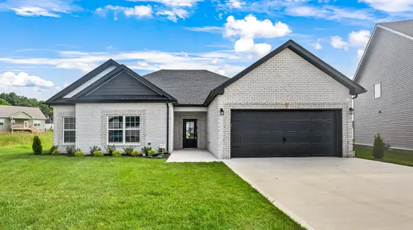 962 Vendue Ave, Clarksville, TN 37042