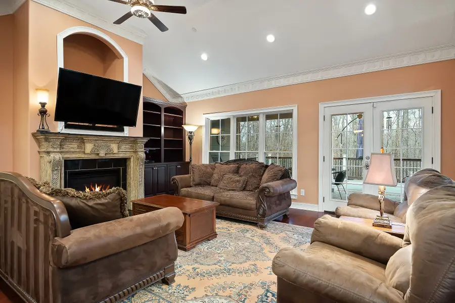 120 Dunrobin Ct, Sparta, TN 38583 - #3