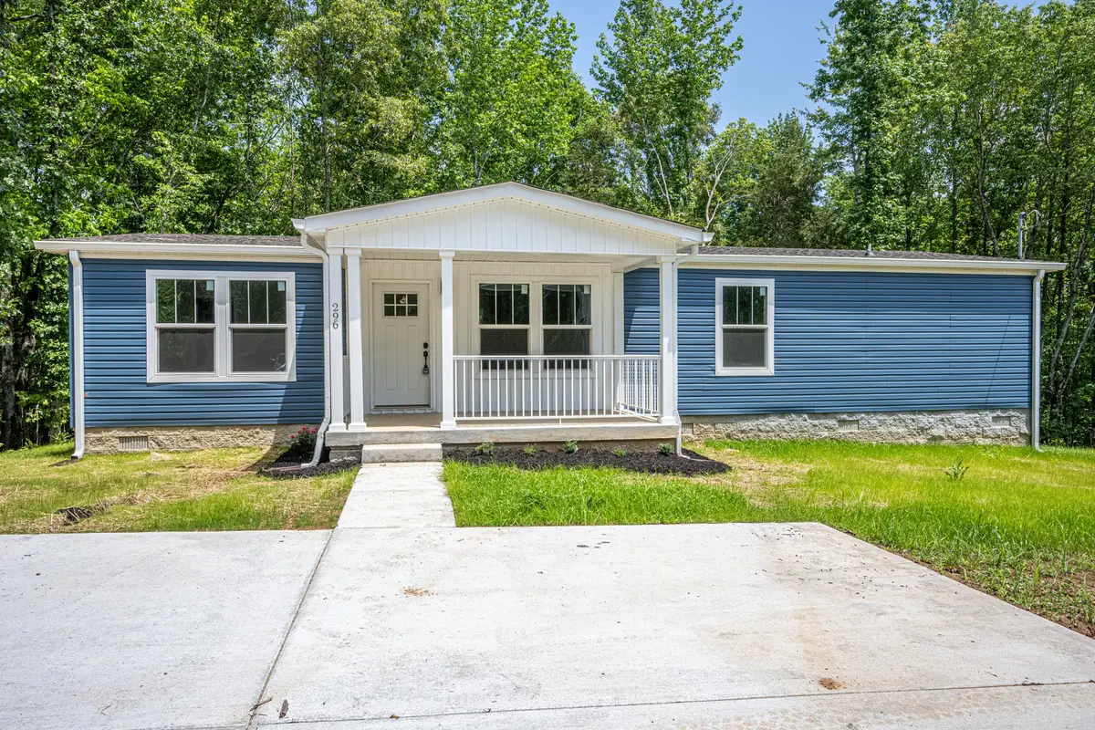 296 E Little Richland Rd, Waverly, TN 37185 - Image #1