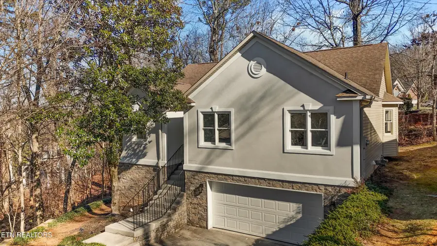 1100 Ferncliff Way, Knoxville, TN 37923 - Image #2